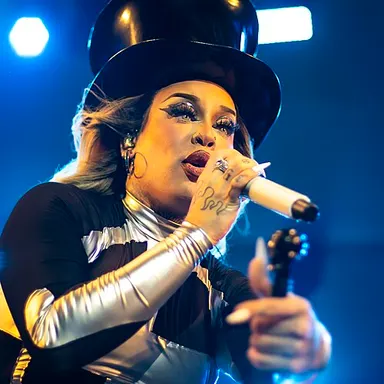 Gloria Groove