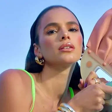 Bruna Marquezine